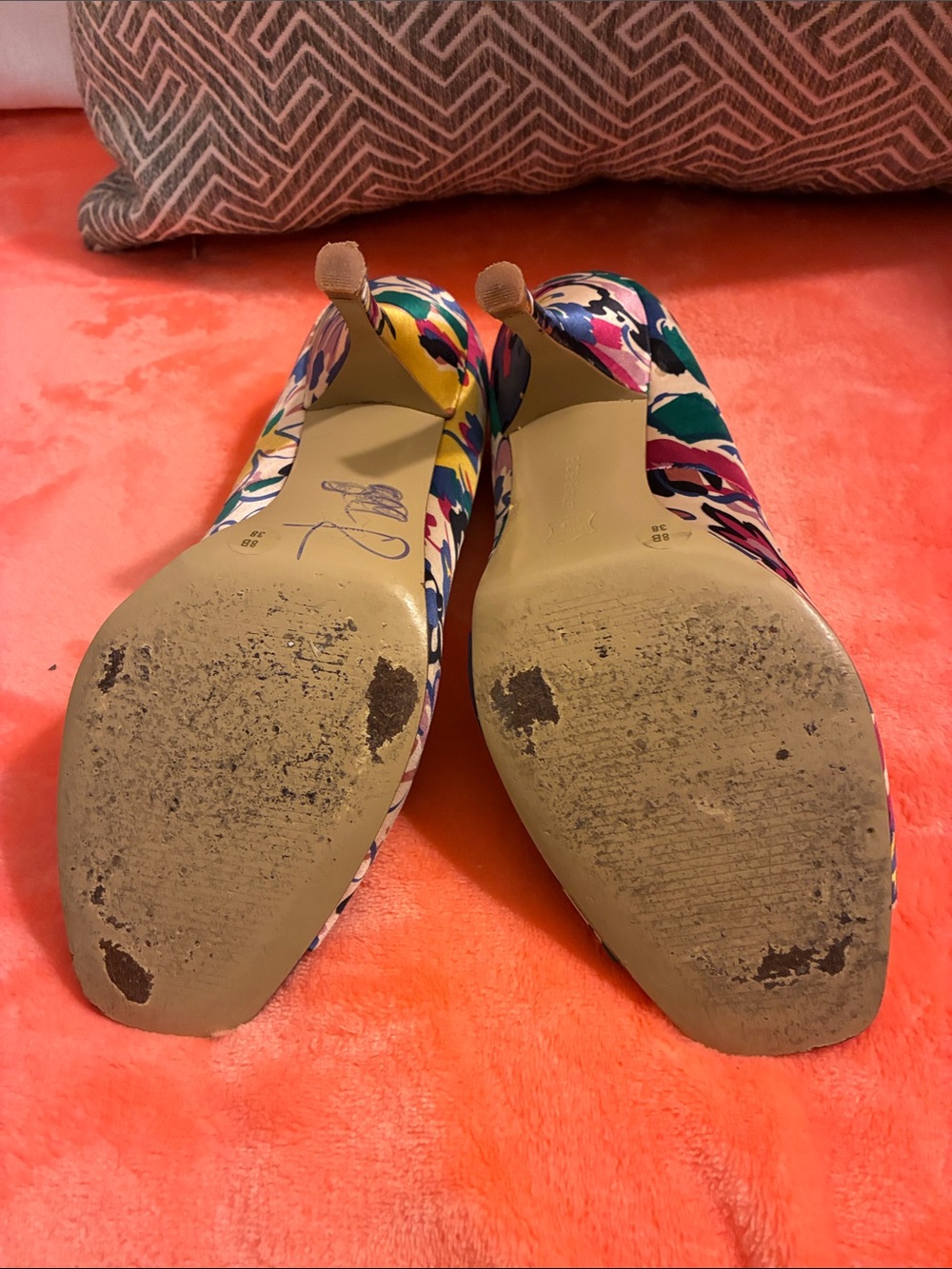 Last Chance BCBGirls Multicolor Floral Peep-Toe Heels - Picture 8 of 15